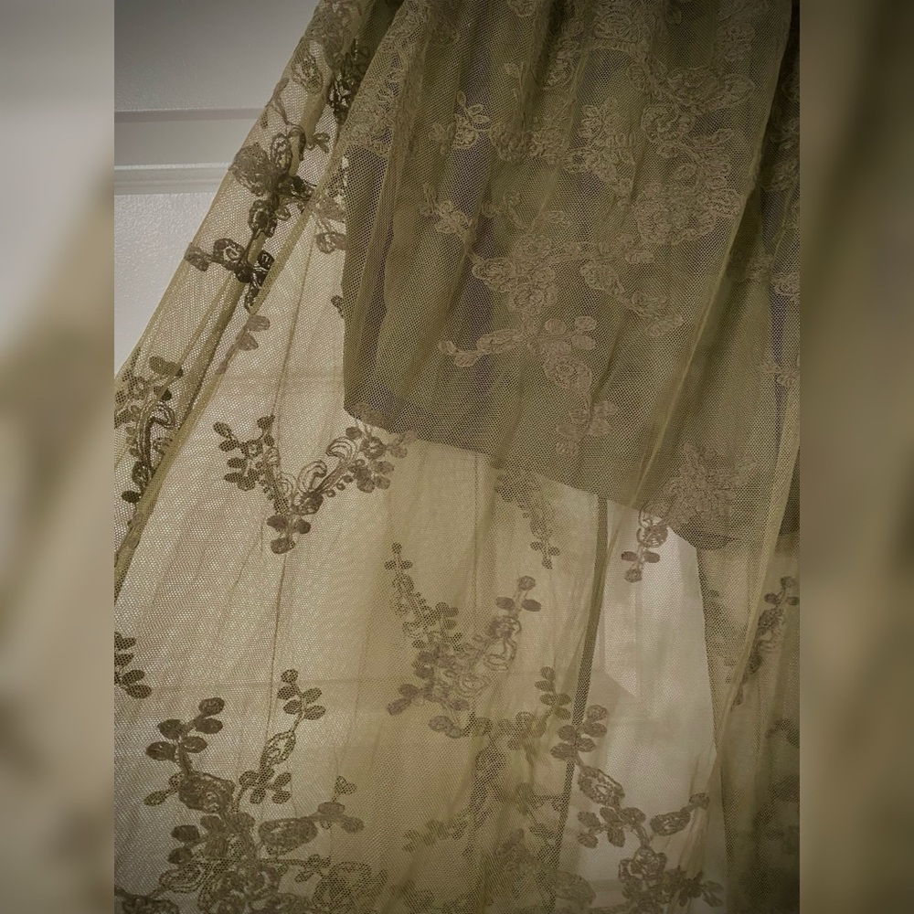 Lace Maxi Skirt/Shorts - Picture 4 of 4